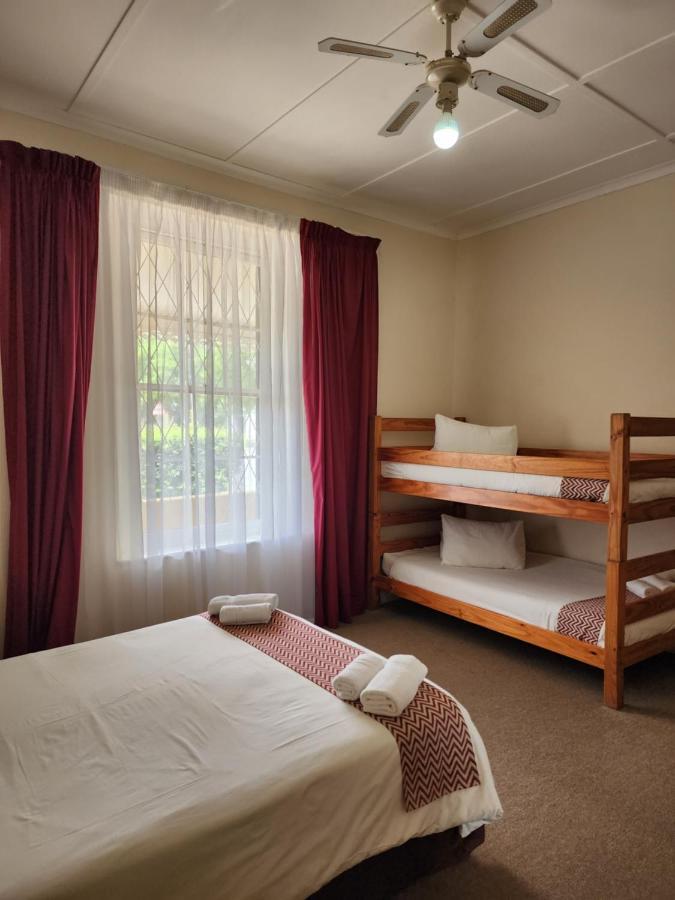 Profcon Resort Graaff-Reinet 外观 照片